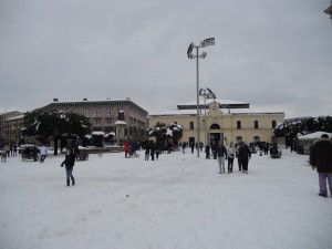 nevicata-piazza-umberto-i