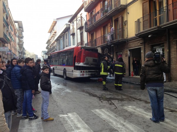 incendio-autobus-via-roma-2