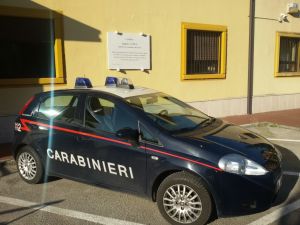 Stazione carabinieri atripalda, auto