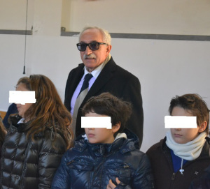 Elio Parziale con bambini