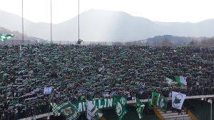 Curva Sud Avellino, sciarpata